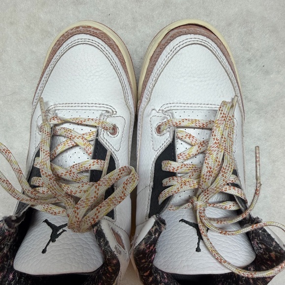 Nike Air Jordan 3 Retro Vintage Floral Youth Mid Shoes Size 1Y - Picture 9 of 9